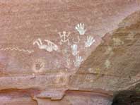 Anasazi art<